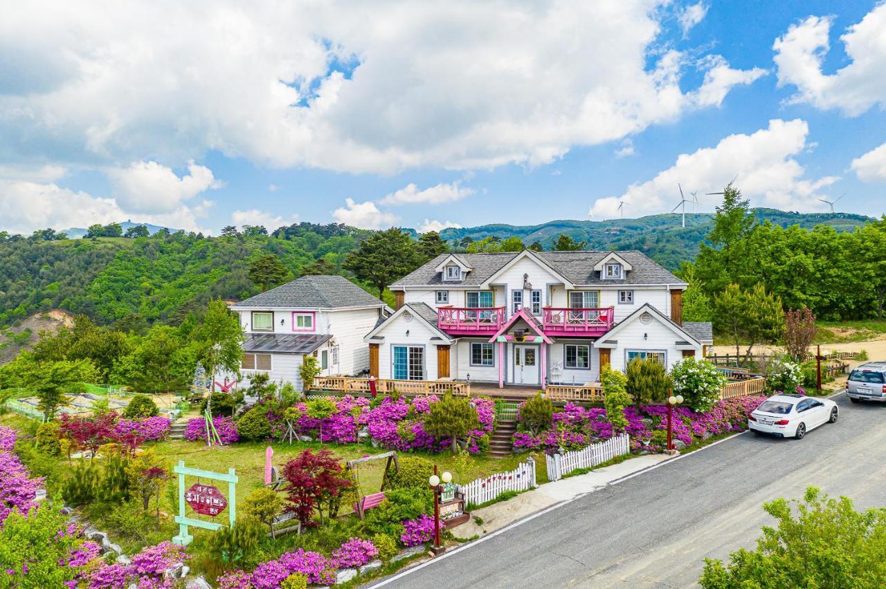 Pungcha&Herb Pension Pyeongchang Exterior foto