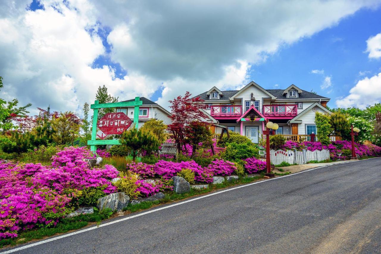 Pungcha&Herb Pension Pyeongchang Exterior foto